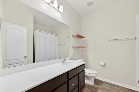 15607 Barton Orchard Lane Houston TX 77044