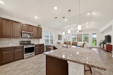 15607 Barton Orchard Lane Houston TX 77044
