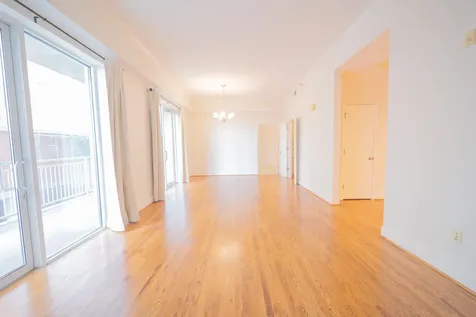 2520 Robinhood Street 505 Houston TX 77005