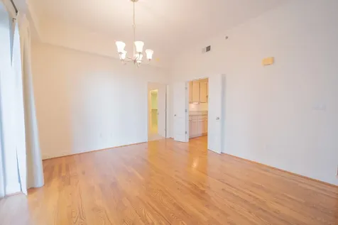 2520 Robinhood Street 505 Houston TX 77005