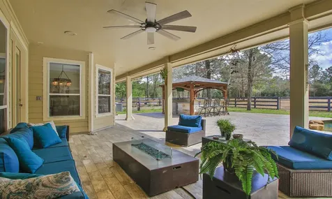 26231 Crown Ranch Boulevard Montgomery TX 77316