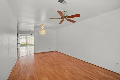 10614 Faircroft Drive Houston TX 77048