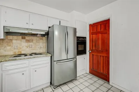 10614 Faircroft Drive Houston TX 77048