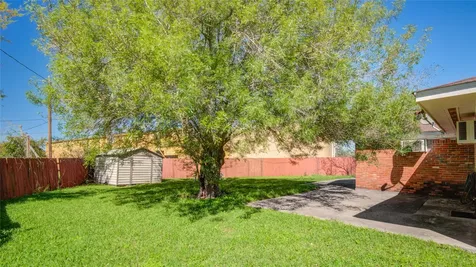 10614 Faircroft Drive Houston TX 77048