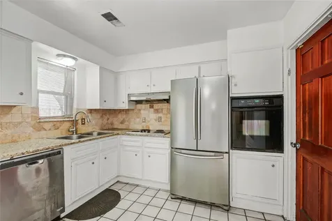 10614 Faircroft Drive Houston TX 77048