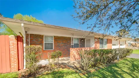 10614 Faircroft Drive Houston TX 77048
