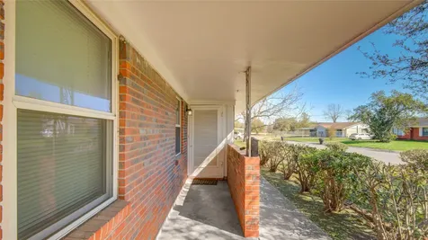 10614 Faircroft Drive Houston TX 77048