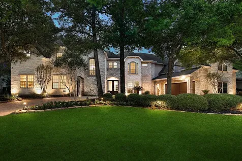 19 Hunnewell Way The Woodlands TX 77382