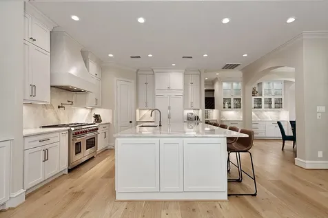 19 Hunnewell Way The Woodlands TX 77382