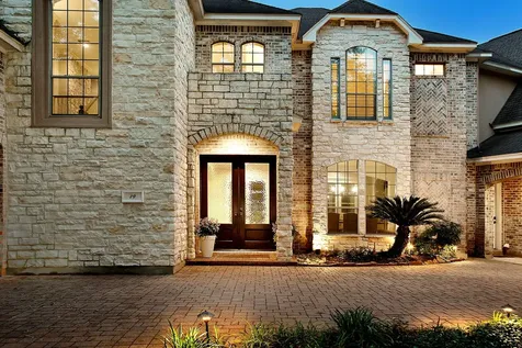 19 Hunnewell Way The Woodlands TX 77382
