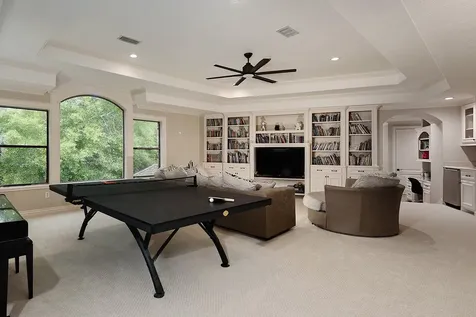 19 Hunnewell Way The Woodlands TX 77382