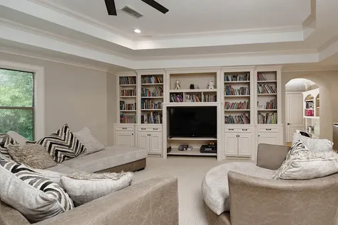 19 Hunnewell Way The Woodlands TX 77382