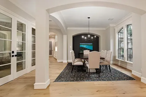 19 Hunnewell Way The Woodlands TX 77382