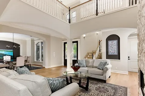 19 Hunnewell Way The Woodlands TX 77382