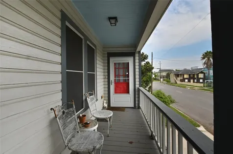 1117 37th Street Galveston TX 77550