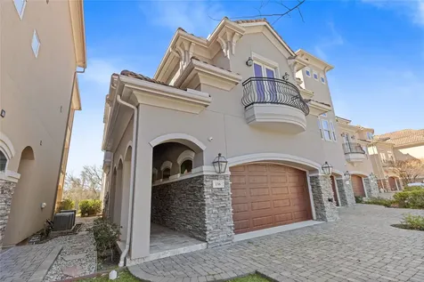 138 La Vie Drive Montgomery TX 77316