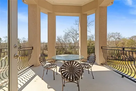 138 La Vie Drive Montgomery TX 77316