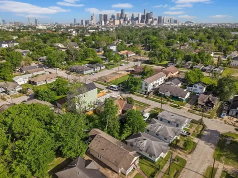 3316 Reeves Street Houston TX 77004