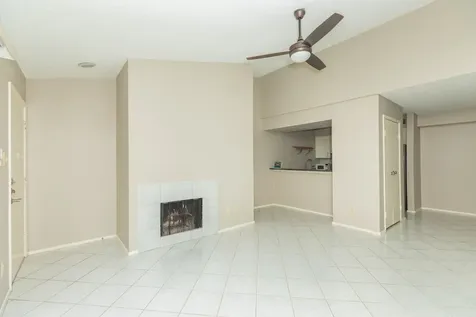 7128 N Holiday Drive Galveston TX 77550