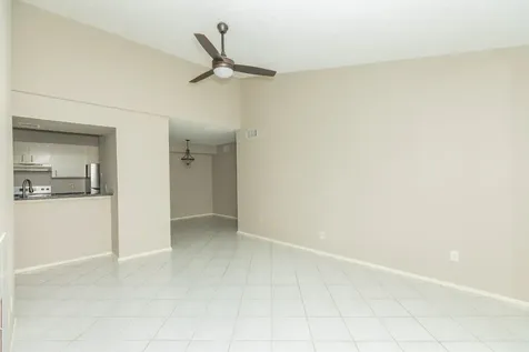 7128 N Holiday Drive Galveston TX 77550