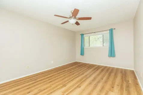 7128 N Holiday Drive Galveston TX 77550