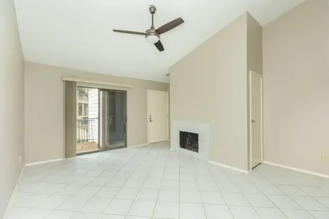 7128 N Holiday Drive Galveston TX 77550