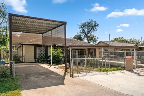 56 Wellford Street Houston TX 77022