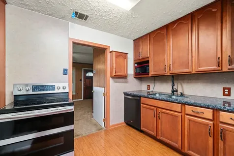 56 Wellford Street Houston TX 77022