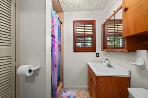 56 Wellford Street Houston TX 77022