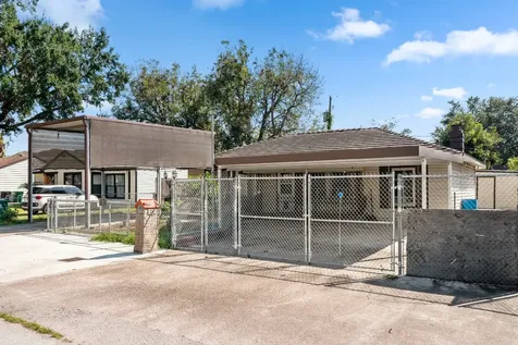 56 Wellford Street Houston TX 77022