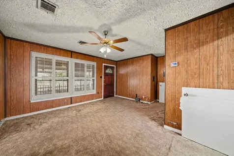 56 Wellford Street Houston TX 77022