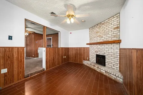 56 Wellford Street Houston TX 77022