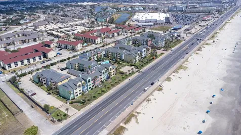 7000 Seawall Boulevard 833 Galveston TX 77551