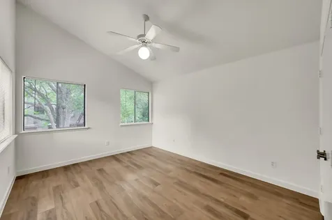 11703 Lakeside Place Drive 229 Houston TX 77077