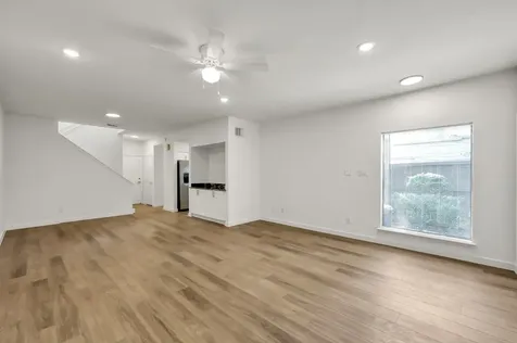 11703 Lakeside Place Drive 229 Houston TX 77077