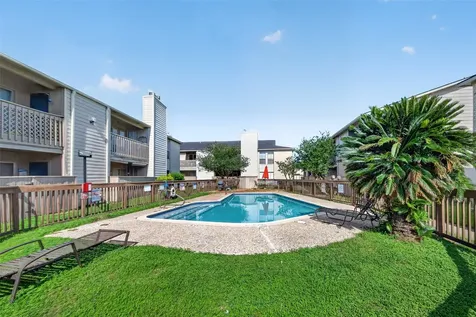 3919 Fairmont Parkway 171 Pasadena TX 77504