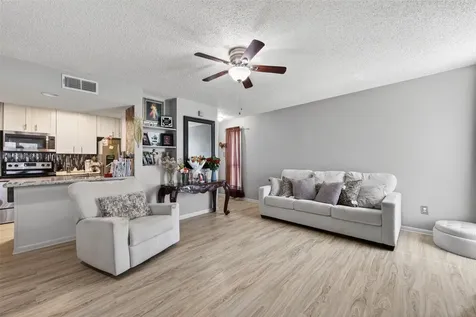 3919 Fairmont Parkway 171 Pasadena TX 77504