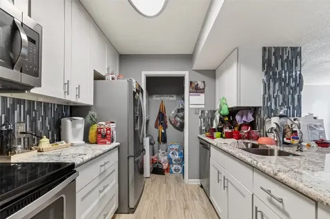 3919 Fairmont Parkway 171 Pasadena TX 77504