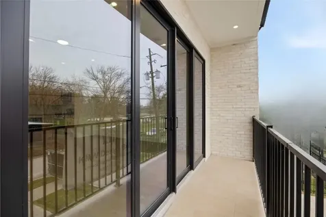 6332 Sidney Street Houston TX 77021