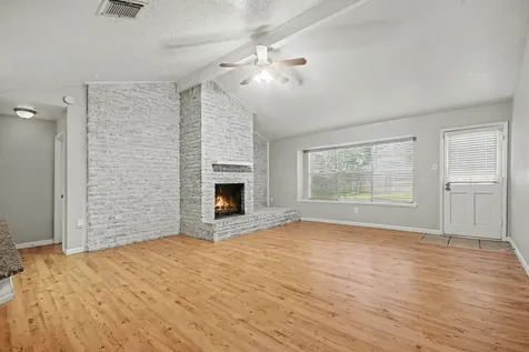 16923 Blackhawk Boulevard Friendswood TX 77546