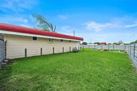 5639 Overdale Street Houston TX 77033