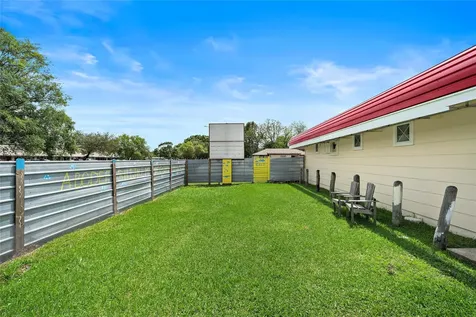 5639 Overdale Street Houston TX 77033