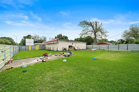 5639 Overdale Street Houston TX 77033