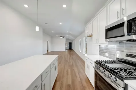 30903 Newcomb Landing Lane Waller TX 77484