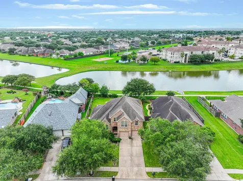 880 Shoal Pointe Lane League City TX 77573
