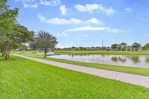 880 Shoal Pointe Lane League City TX 77573