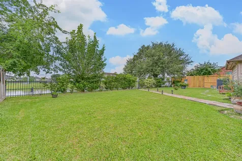 880 Shoal Pointe Lane League City TX 77573