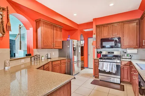 880 Shoal Pointe Lane League City TX 77573