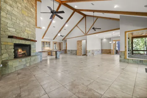 3970 Fm 2457 Livingston TX 77351