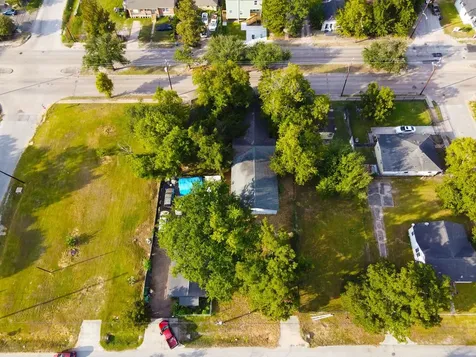 3216 Collingsworth Street Houston TX 77026